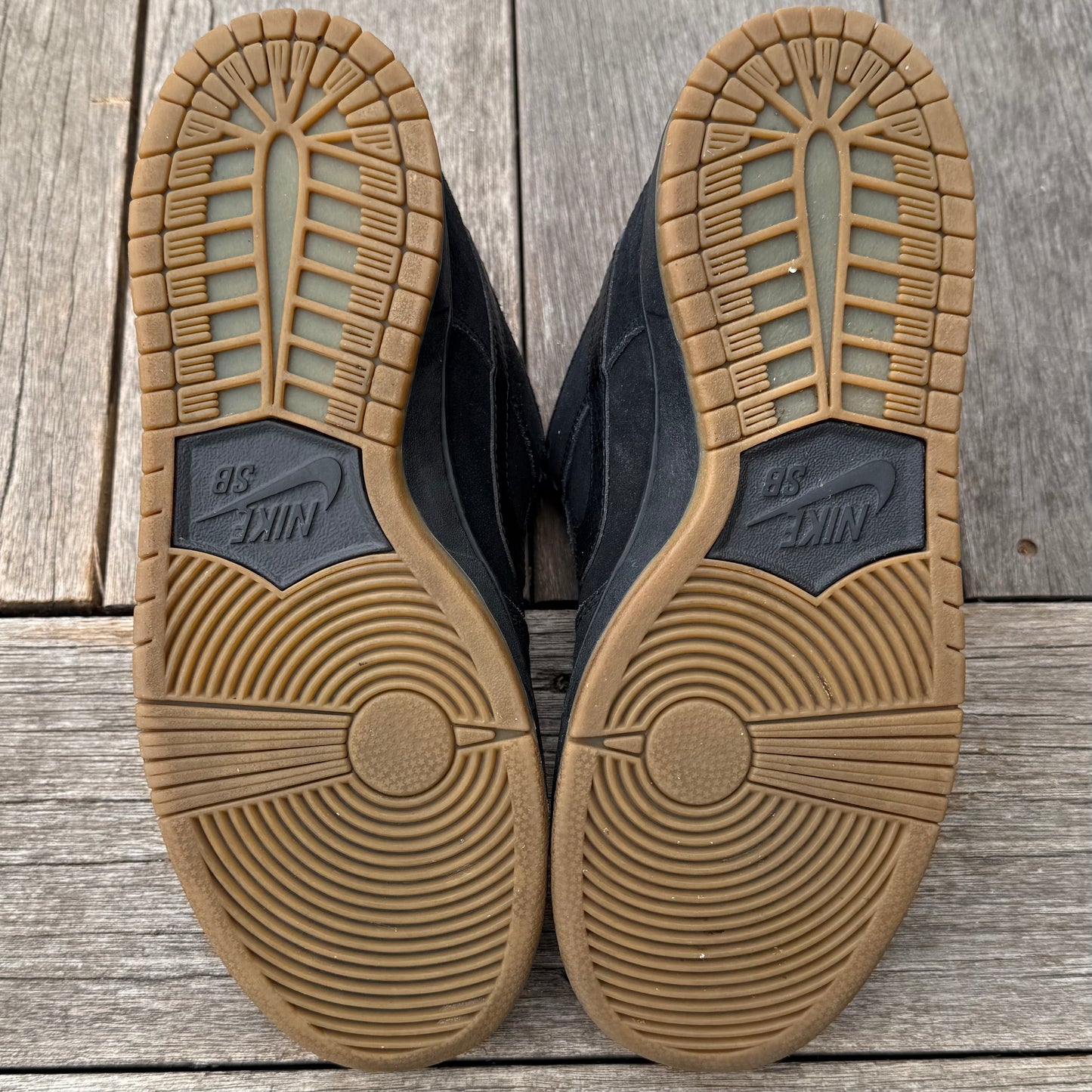 Nike SB Dunk Low Black Snake Gum Size 8.5