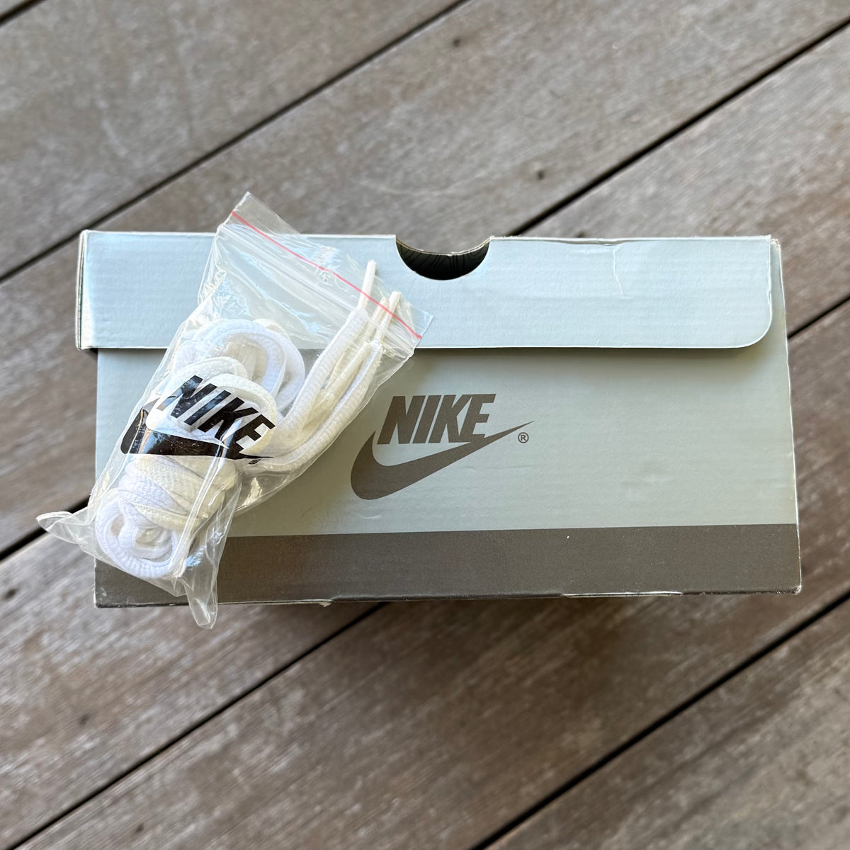 Nike SB Dunk Low Heineken Size 10