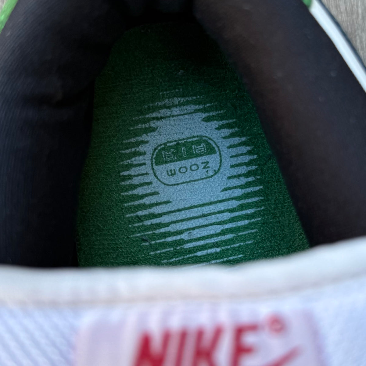 Nike SB Dunk Low Heineken Size 10
