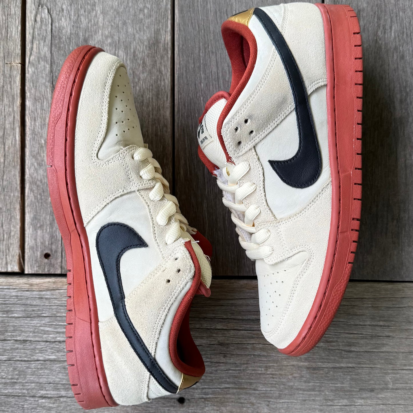 Nike SB Dunk Low Hennessy Muslin Size 10