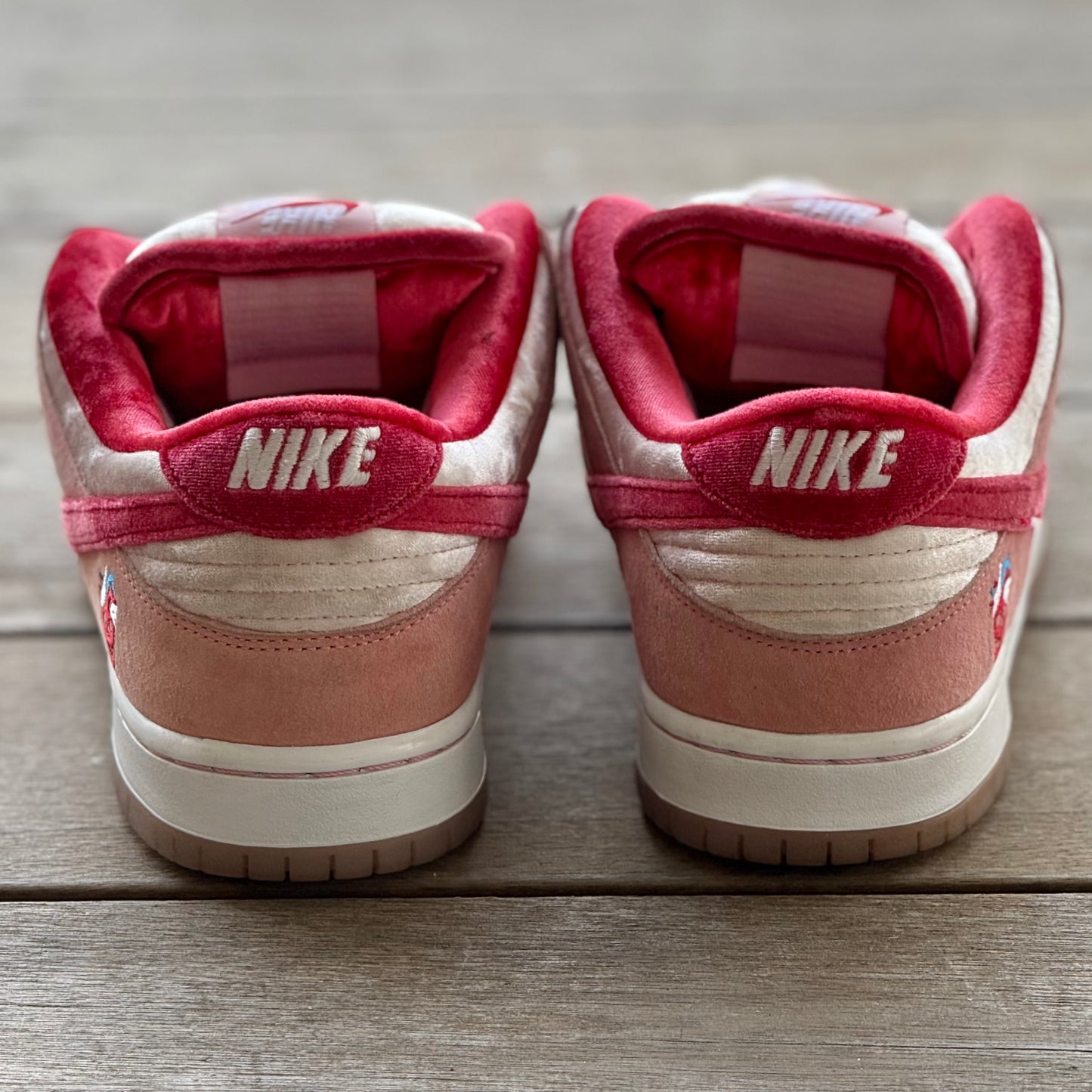 Nike SB Dunk Low Strangelove Size 9.5