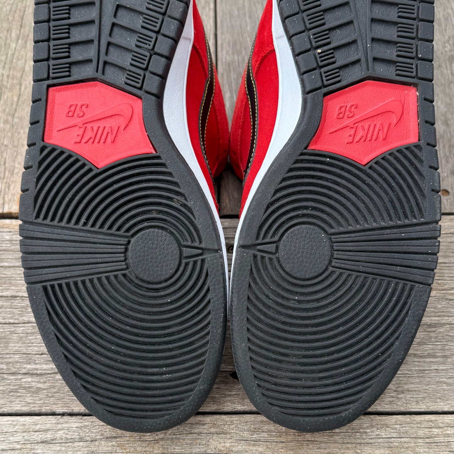 Nike SB Dunk Low Red Firecracker Size 11.5