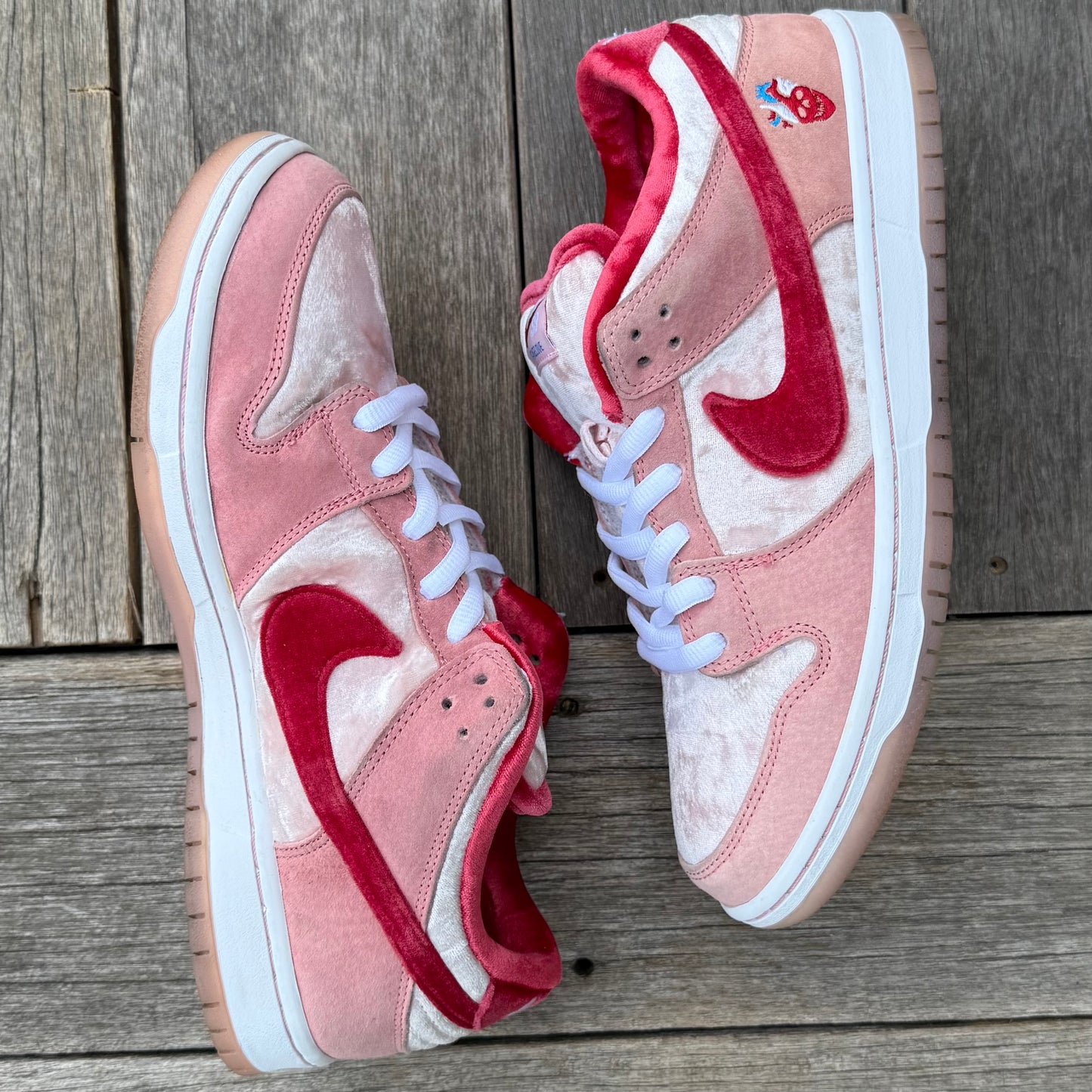 Nike SB Dunk Low Strangelove Size 9.5