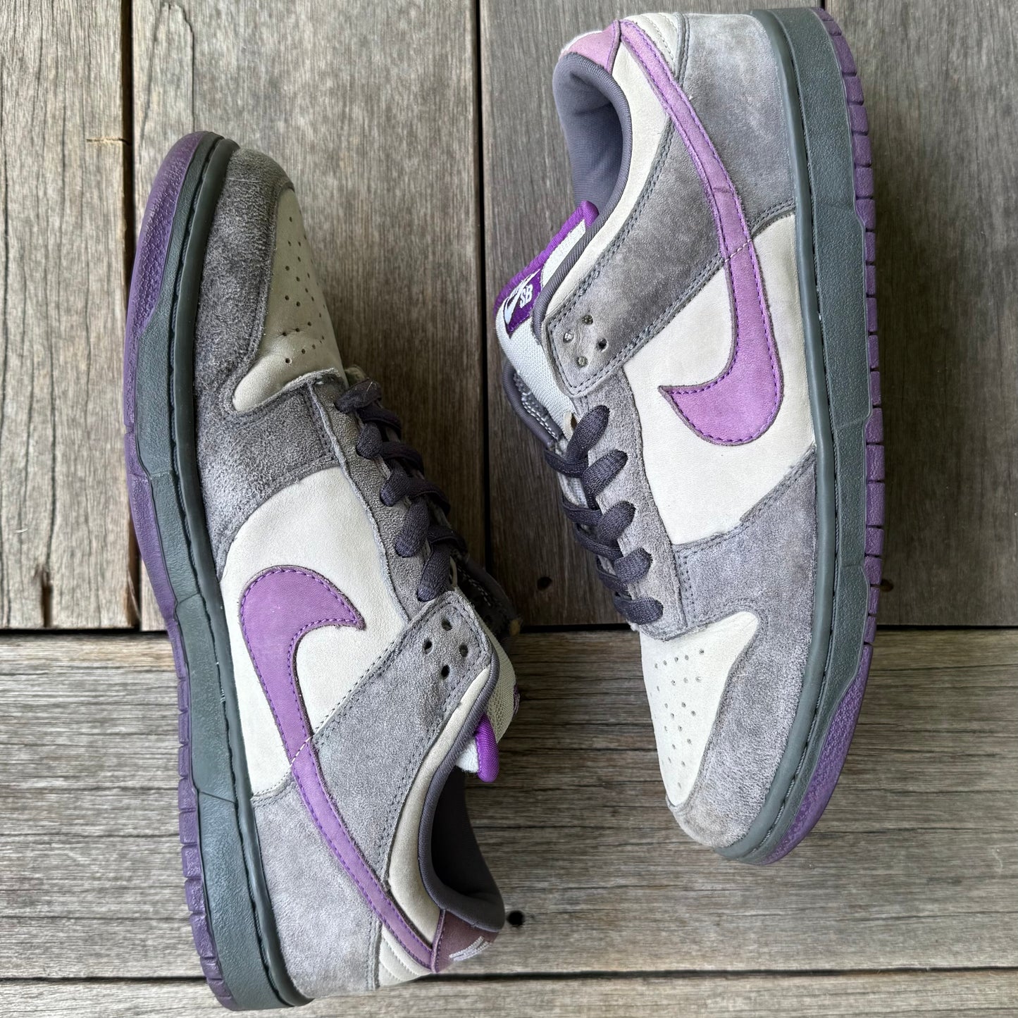 Nike SB Dunk Low Purple Pigeon Size 11.5