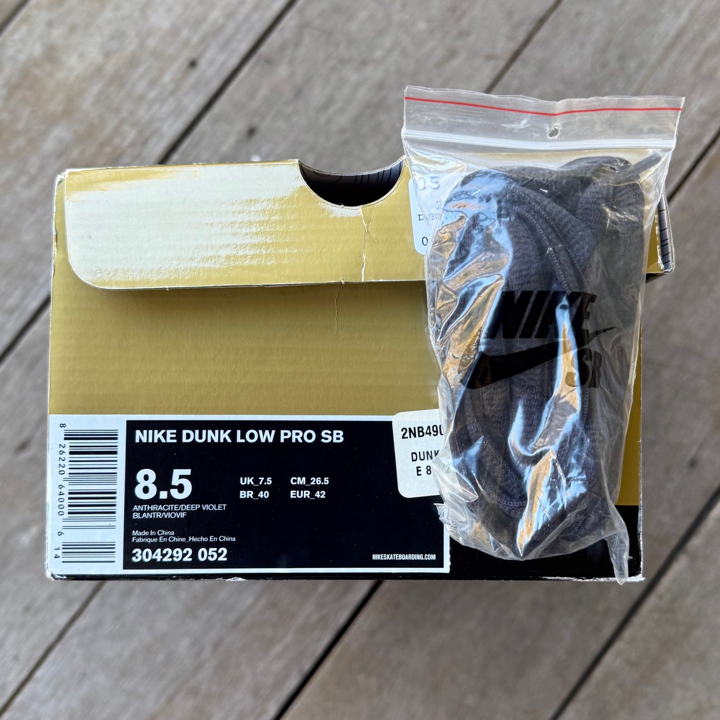 Nike SB Dunk Low Appetite for Destruction Size 8.5