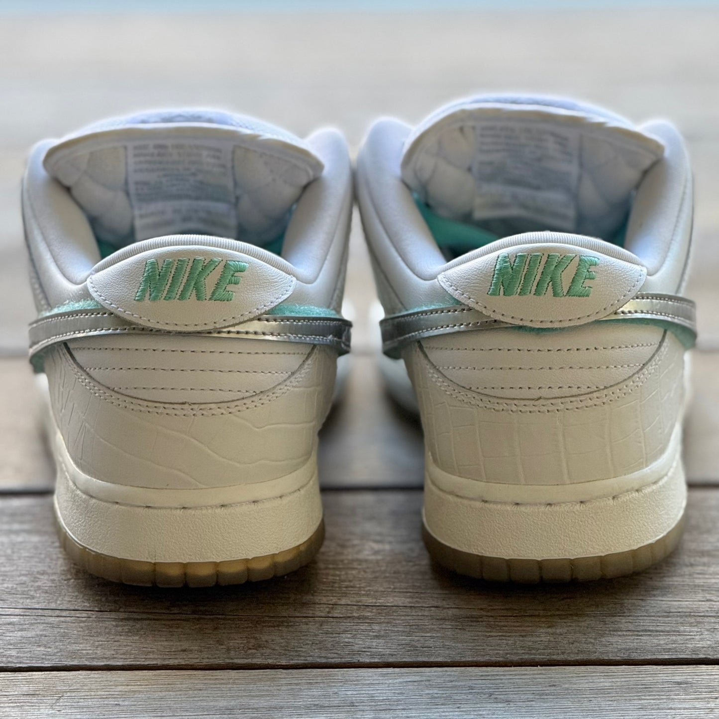 Nike SB Dunk Low White Diamond Size 9.5