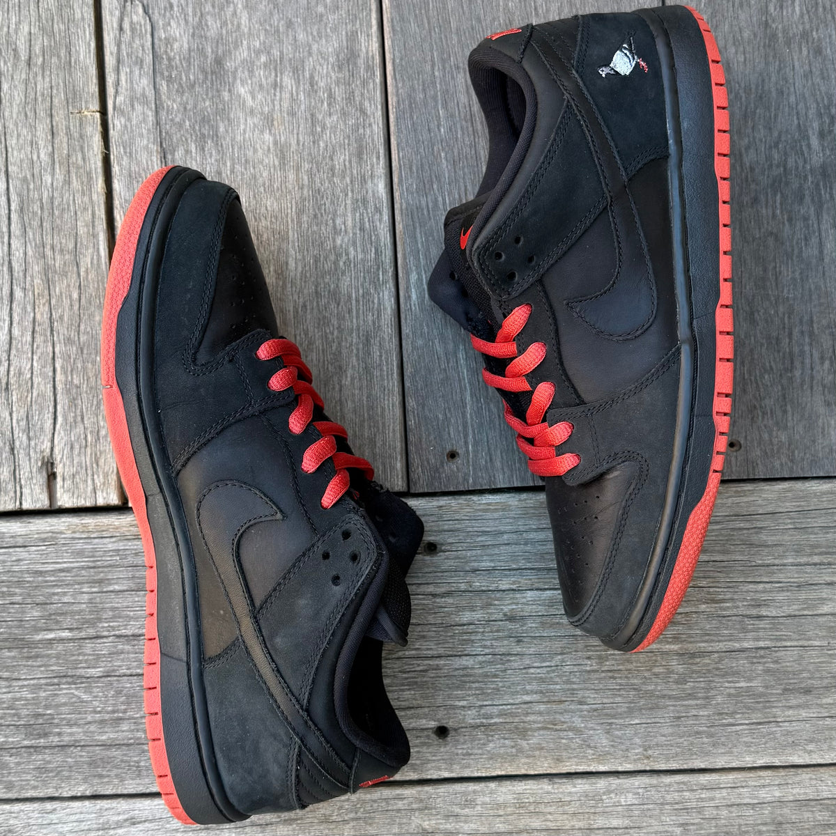 Nike SB Dunk Low Black Pigeon Size 9.5