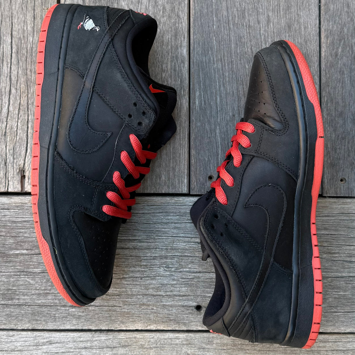 Nike SB Dunk Low Black Pigeon Size 9.5