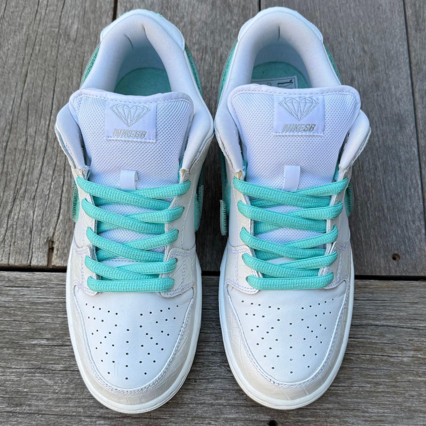 Nike SB Dunk Low White Diamond Size 9.5
