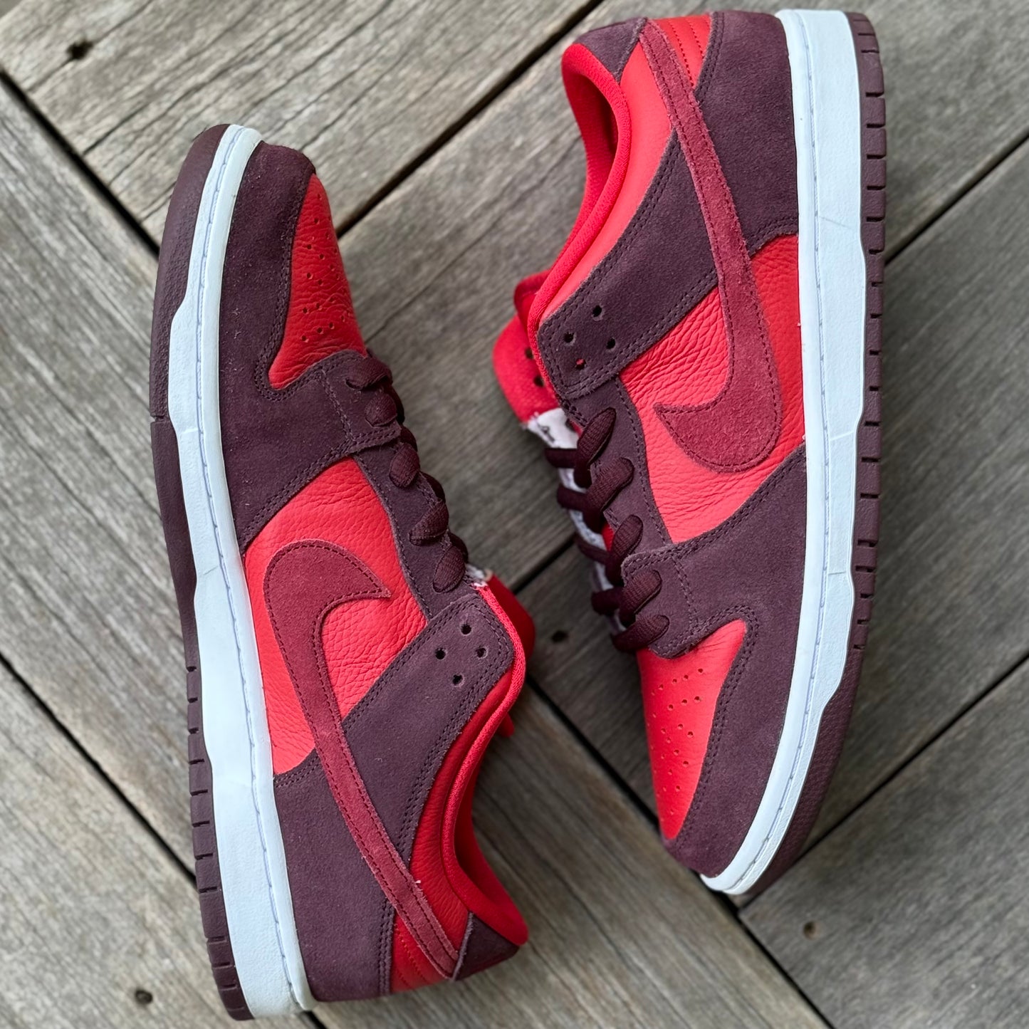 Nike SB Dunk Low Cherry Fruit Pack Size 10.5