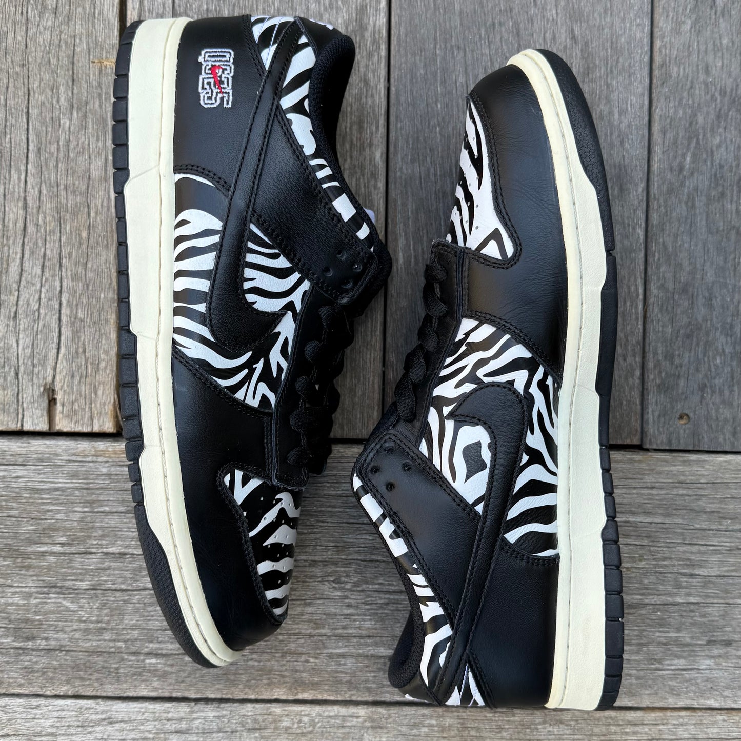 Nike SB Dunk Low Zebra QuarterSnacks Size 11