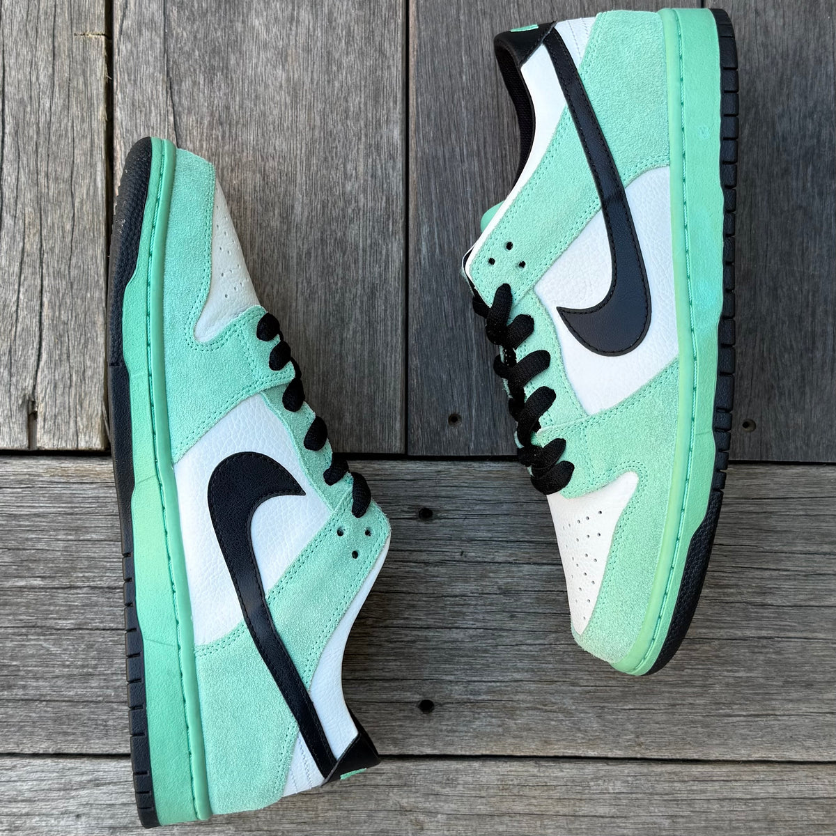 Nike SB Dunk Low Sea Crystal Size 9.5