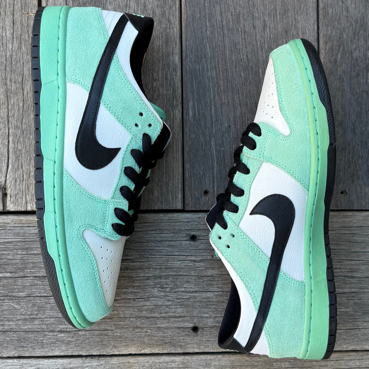 Nike SB Dunk Low Sea Crystal Size 9.5