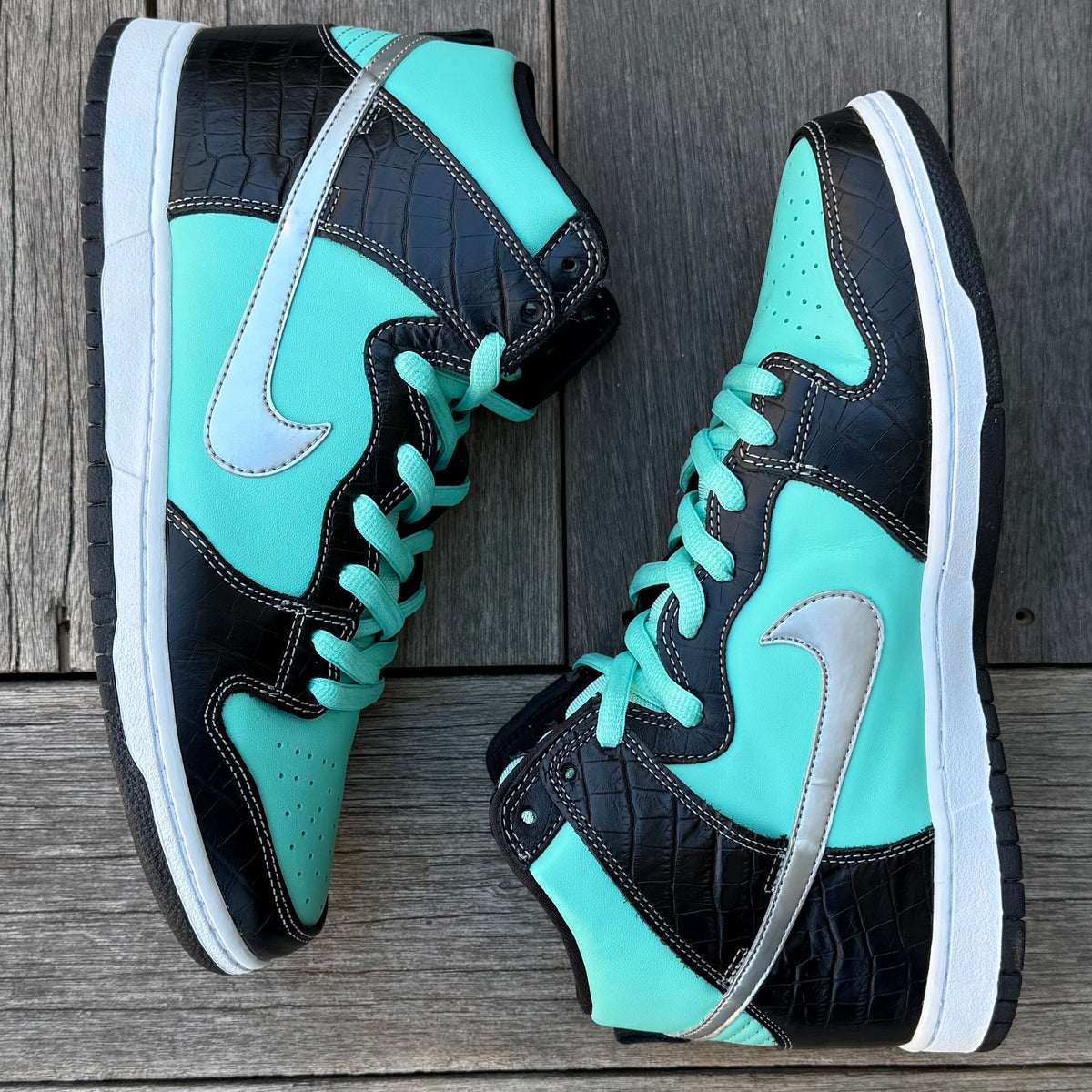 Nike SB Dunk High Tiffany Diamond Size 11