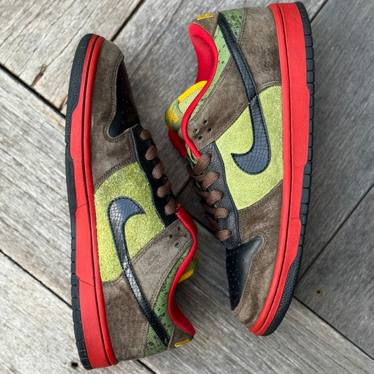 Nike SB Dunk Low Asparagus Size 10