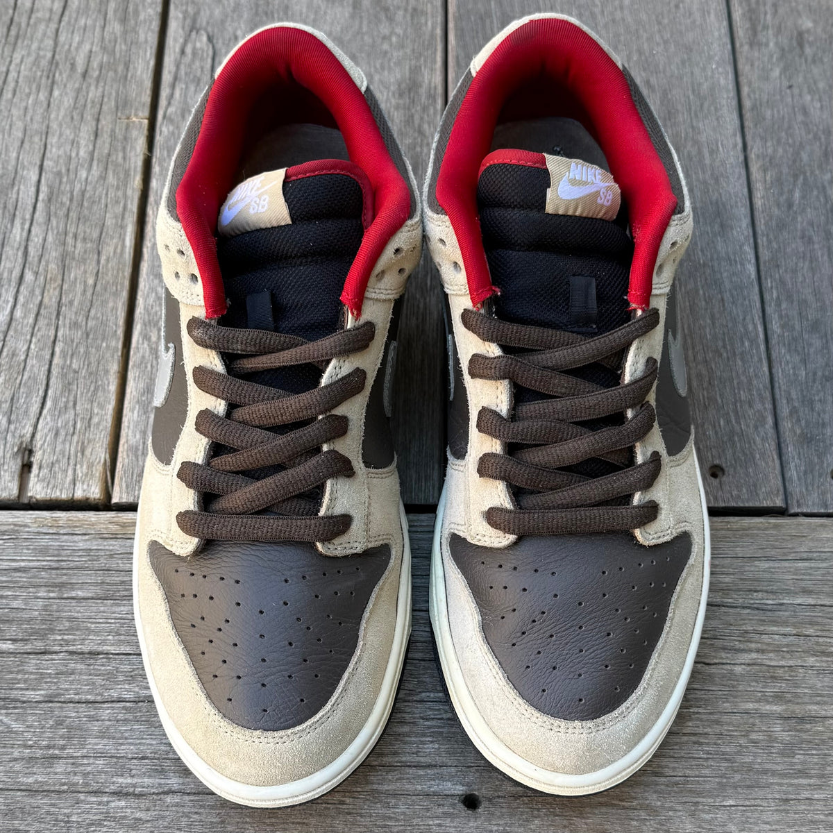 Nike SB Dunk Low Dark Chocolate Linen Size 10.5