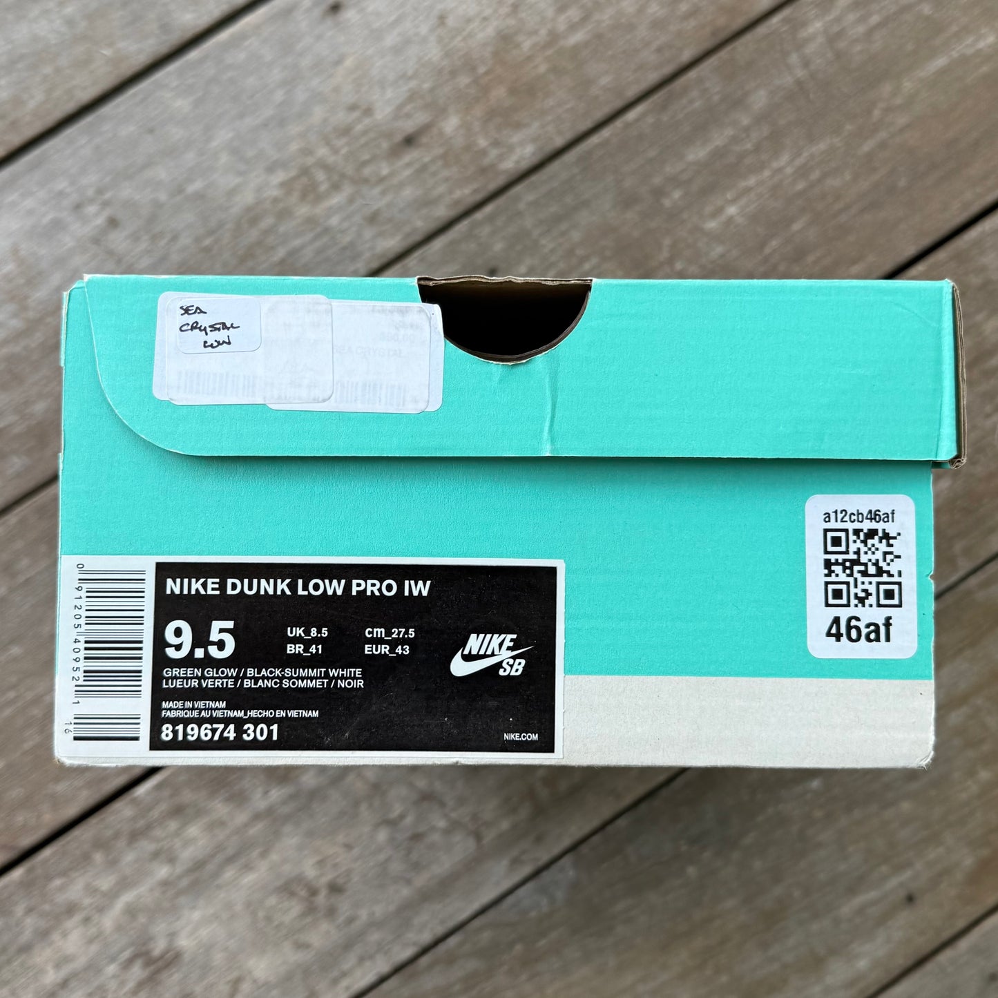 Nike SB Dunk Low Sea Crystal Size 9.5