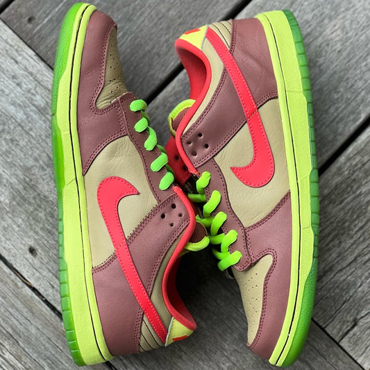 Nike SB Dunk Low Toxic Sea Robin/Avenger Size 8.5