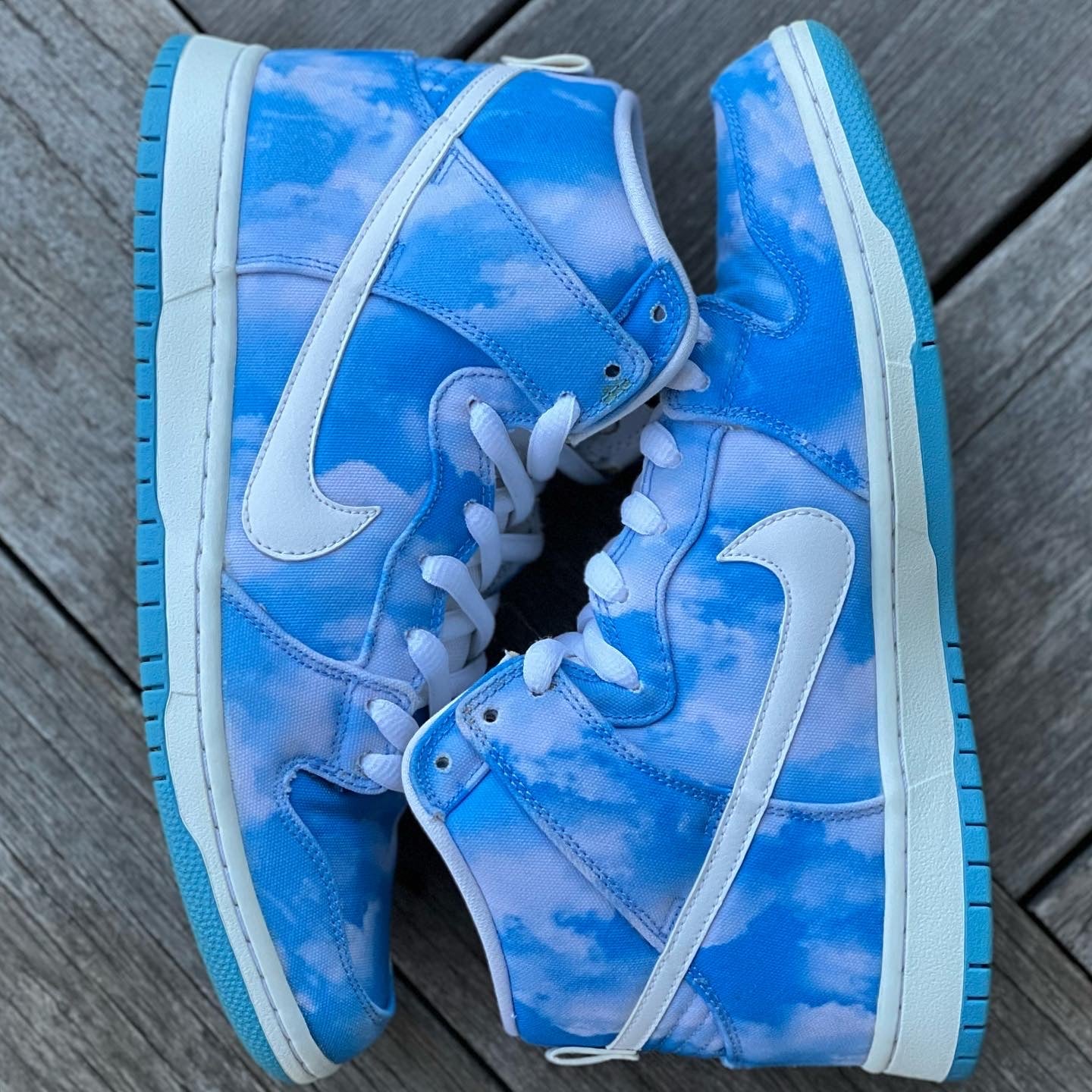 Nike SB Dunk High Clouds Size 9