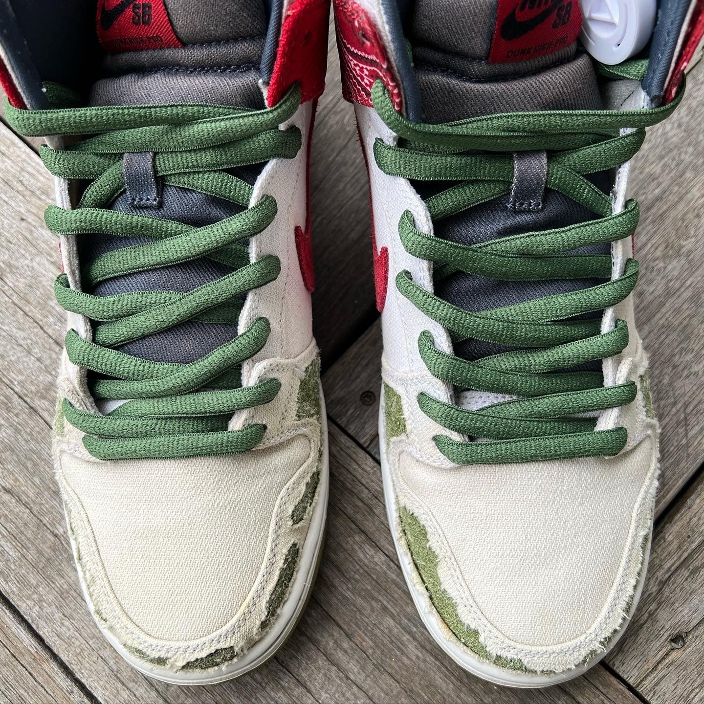 Nike sb dunk cheech and chong best sale